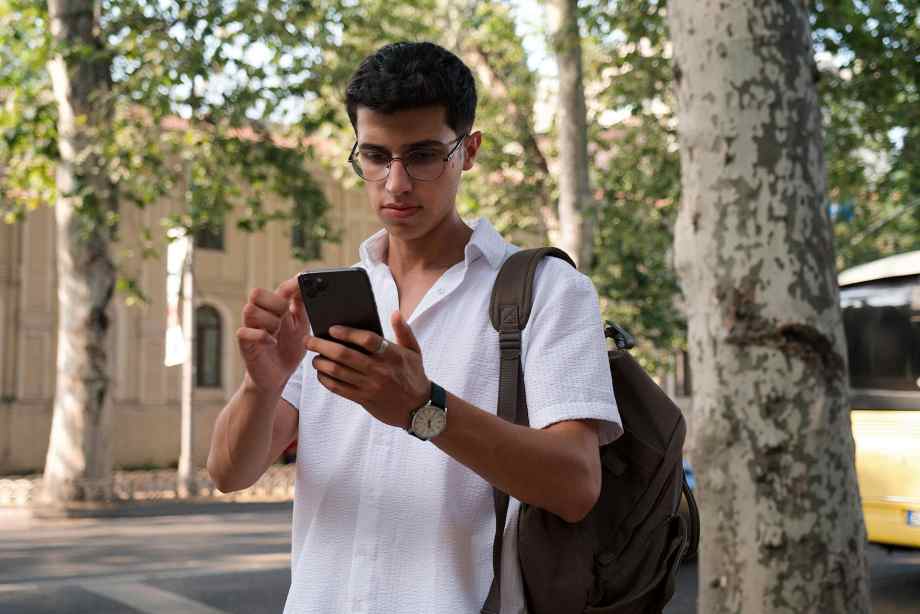 Comment récupérer des SMS effacés par erreur sur Android ou iPhone ?-CDR Business