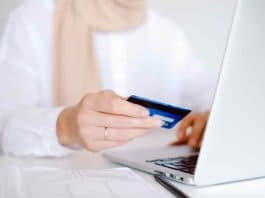 Un huissier peut-il bloquer un compte bancaire sans prévenir ?-CDR Business